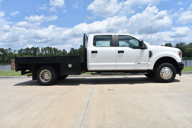 Used 2021 Ford F350 4x4 Crew Cab DRW Super Duty image 3