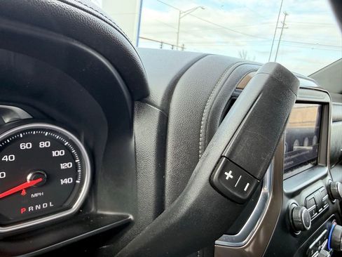 Used 2020 Chevrolet Silverado 1500 High Country w/ Technology Package image 21