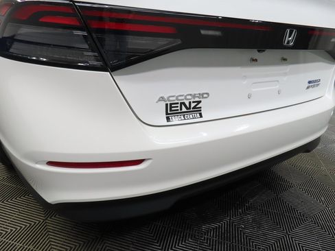 Used 2023 Honda Accord Sport image 36