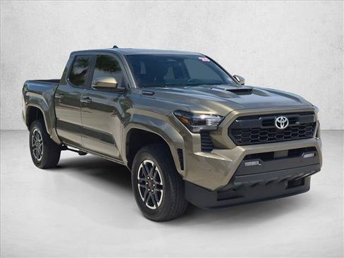 Certified 2025 Toyota Tacoma TRD Sport w/ TRD Sport Upgrade Package AWD/4WD image 3
