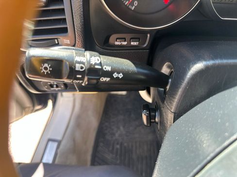 Used 2002 Lexus SC 430 Convertible image 24