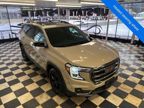 Used 2022 GMC Terrain AT4 image 13