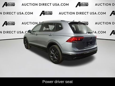 Used 2024 Volkswagen Tiguan SE image 5