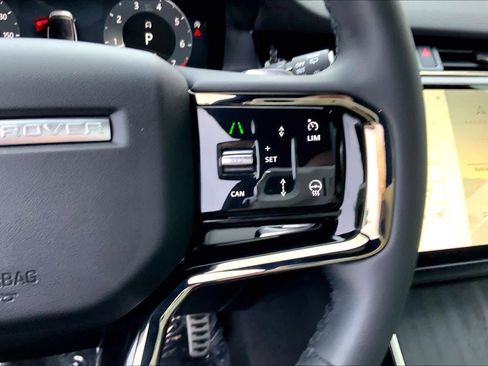 Used 2026 Land Rover Range Rover Evoque Dynamic SE image 24