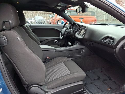 Used 2023 Dodge Challenger SXT w/ Blacktop Package image 11