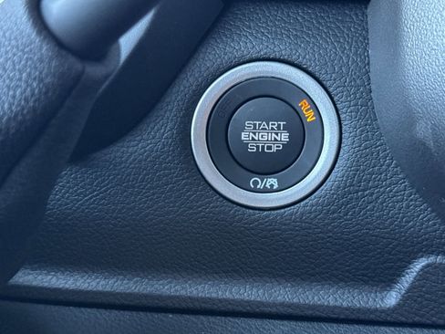 New 2026 RAM 2500 Laramie AWD/4WD image 21