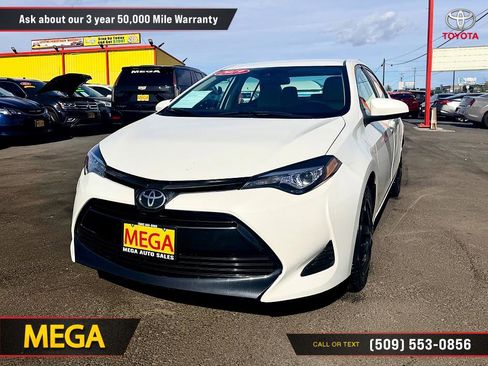 Used 2019 Toyota Corolla LE image 3