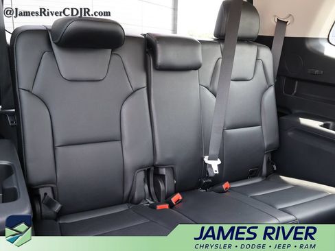 Used 2023 Kia Telluride S AWD/4WD image 12