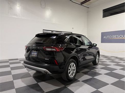Used 2024 Ford Escape Active image 5
