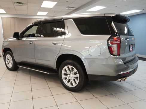 Used 2024 Chevrolet Tahoe Premier w/ Premium Package 2 AWD/4WD image 8