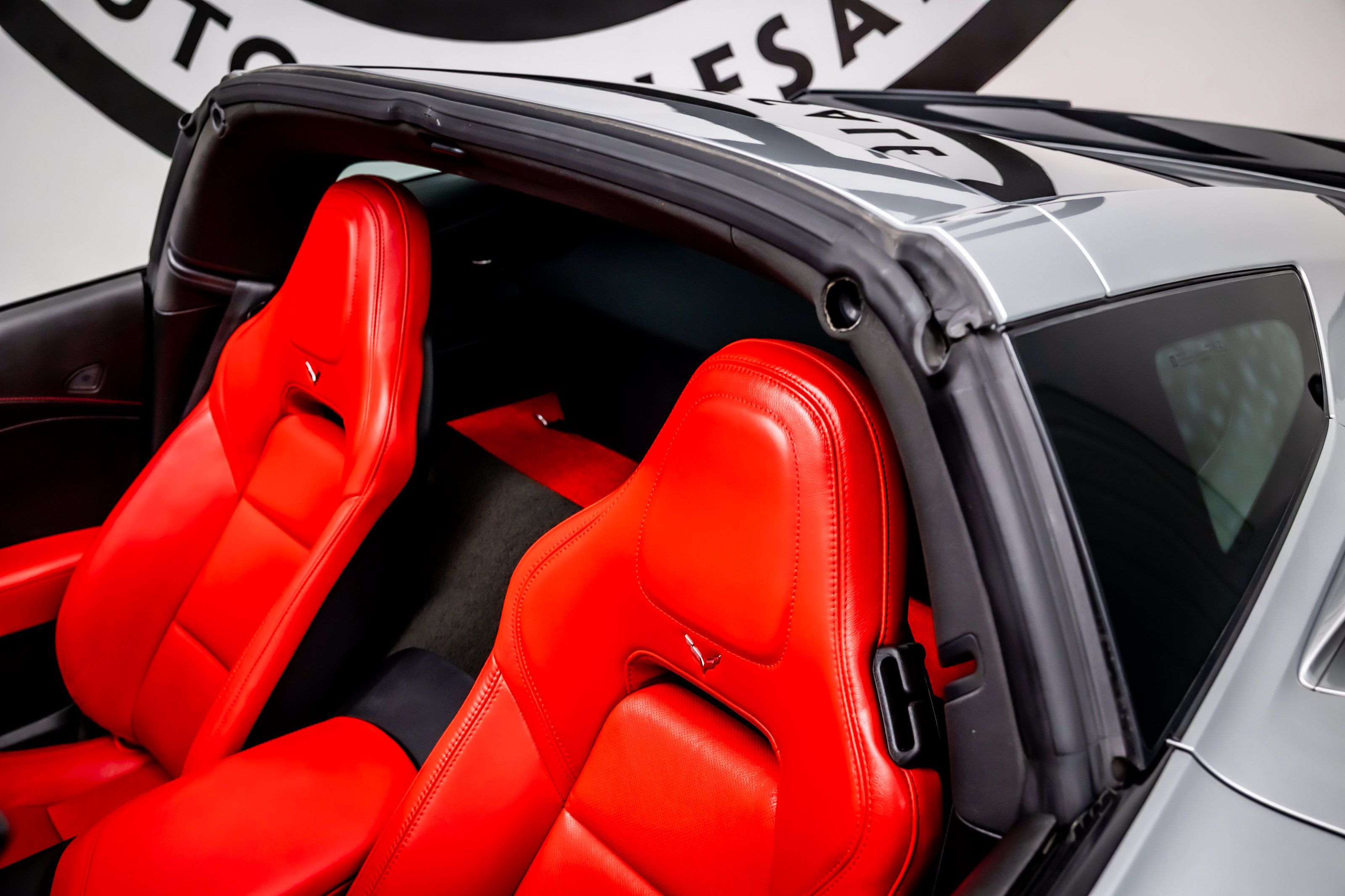 Used 2018 Chevrolet Corvette Grand Sport RWD image 9
