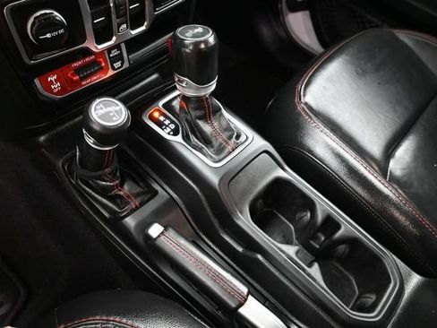Used 2021 Jeep Wrangler Unlimited Rubicon AWD/4WD image 26