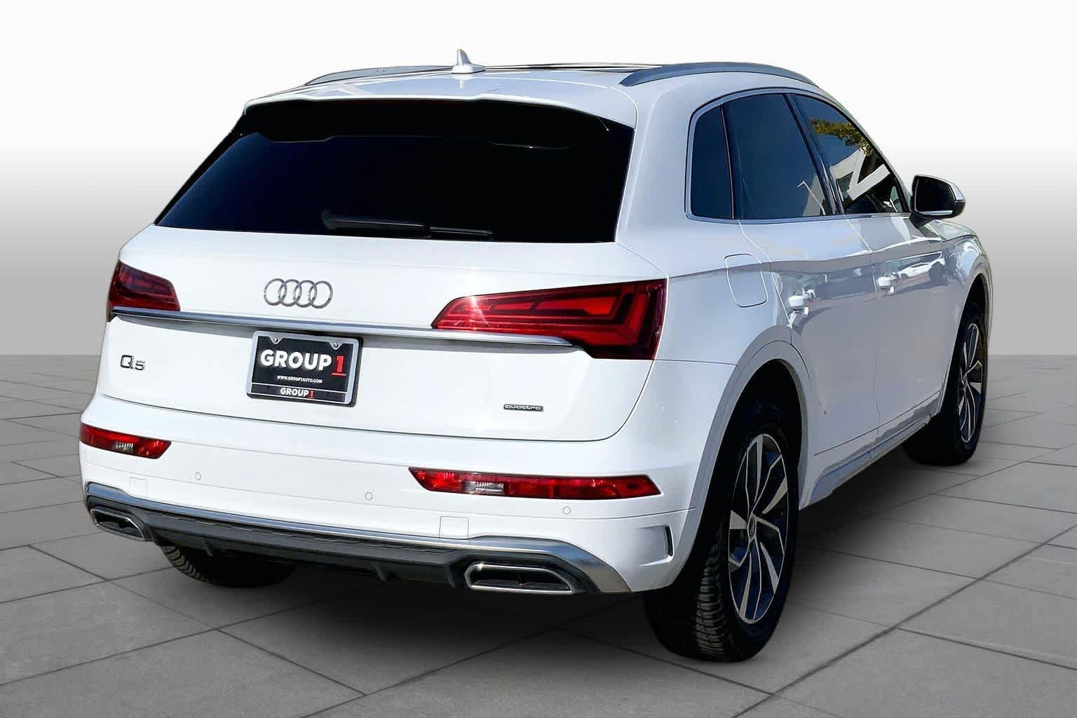 Used 2023 Audi Q5 2.0T Premium Plus w/ Premium Plus Package AWD/4WD image 12