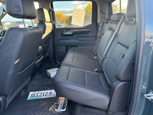 Used 2025 Chevrolet Silverado 1500 LT Trail Boss w/ Convenience Package II image 5