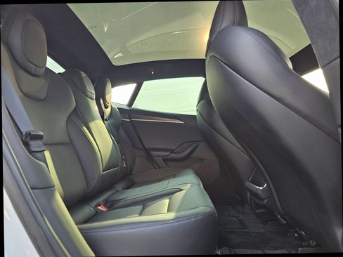 Used 2021 Tesla Model S Plaid AWD/4WD image 25