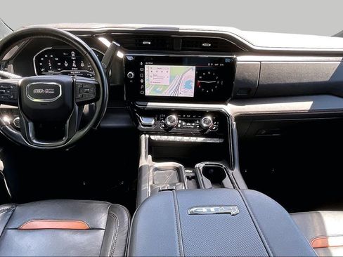 Used 2024 GMC Sierra 2500 AT4 w/ AT4 Premium Plus Package AWD/4WD image 29
