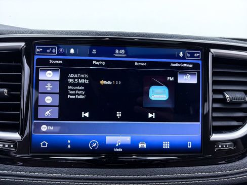 Used 2021 Chrysler Pacifica Limited w/ Premium & Safety Sphere Group AWD/4WD image 22