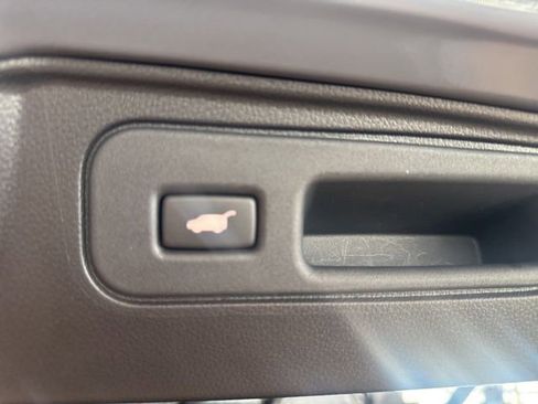 Used 2025 Honda Passport TrailSport image 11