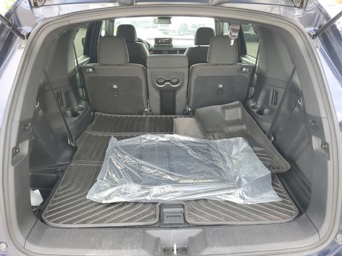 Used 2023 Honda Pilot Sport image 13