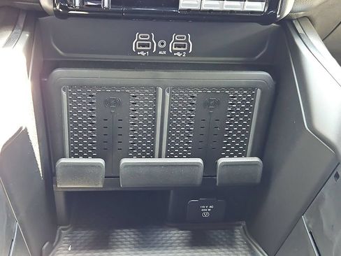 New 2026 RAM 2500 Laramie AWD/4WD image 26