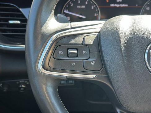 Certified 2022 Buick Envision Essence w/ Technology Package II image 21