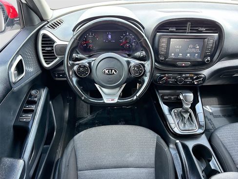 Used 2020 Kia Soul GT-Line FWD image 20