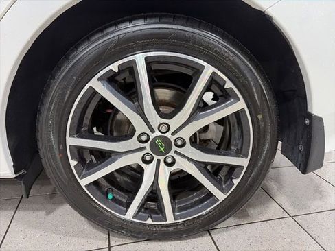 Used 2019 Subaru Impreza 2.0i Limited image 11
