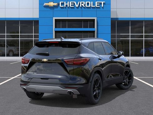 New 2026 Chevrolet Blazer LT w/ Sound & Technology Package AWD/4WD image 4
