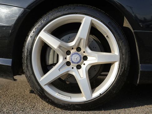 Used 2014 Mercedes-Benz SL 550 image 5