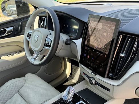 New 2026 Volvo XC60 B5 Ultra w/ Protection Package Premier AWD/4WD image 7