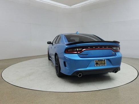 Used 2019 Dodge Charger Scat Pack RWD image 5