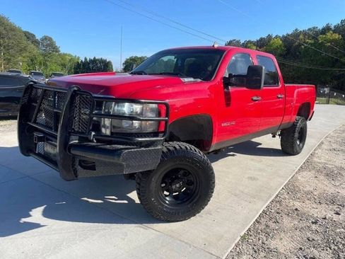 Used 2007 Chevrolet Silverado 2500 LT w/ Suspension Package, Off-Road AWD/4WD image 3