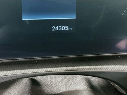 Used 2025 Hyundai Santa Fe SEL FWD image 19