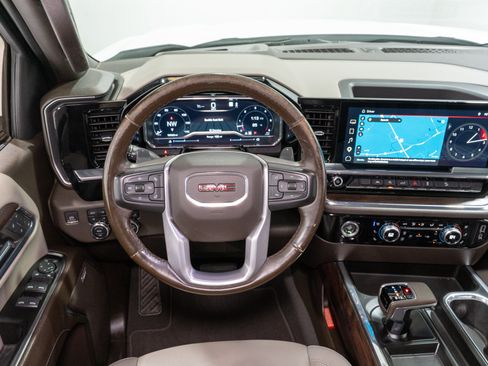 Used 2023 GMC Sierra 1500 SLT w/ SLT Premium Package AWD/4WD image 12