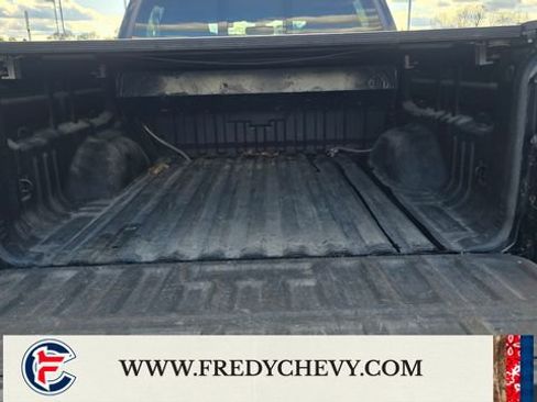 Used 2020 Chevrolet Colorado Z71 w/ Z71 Midnight Edition AWD/4WD image 10