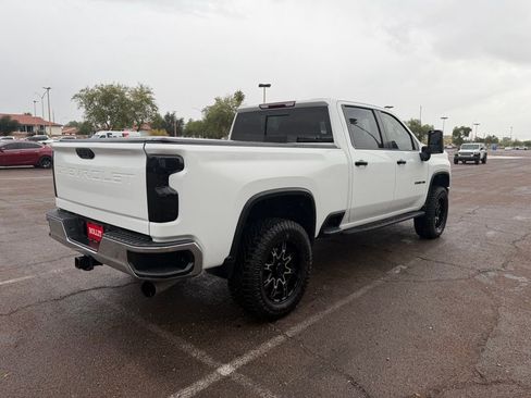 Used 2022 Chevrolet Silverado 2500 LT w/ Convenience Package image 9