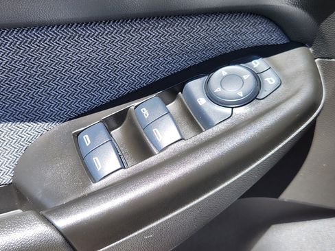 Used 2024 Chevrolet TrailBlazer LT AWD/4WD image 8