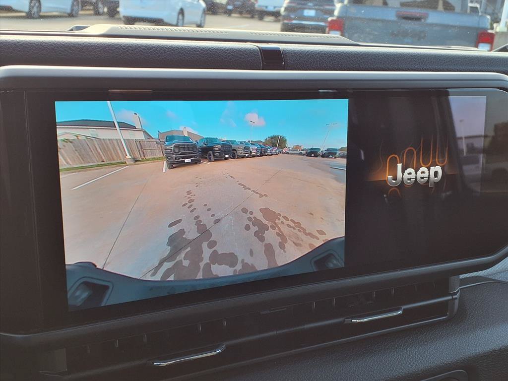 New 2026 Jeep Gladiator Sport AWD/4WD image 11