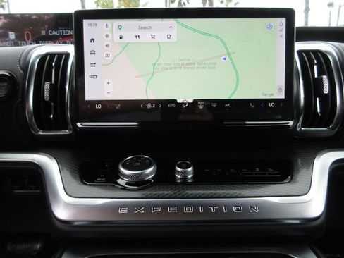 New 2026 Ford Expedition Platinum AWD/4WD image 16
