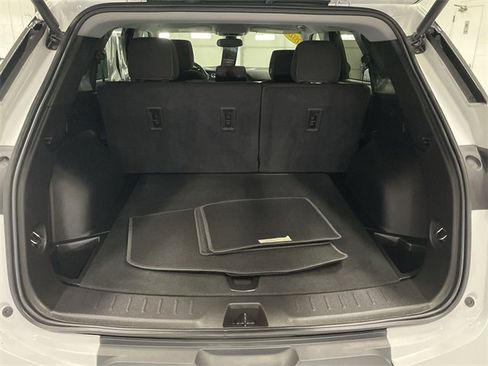 Certified 2024 Chevrolet Blazer LT w/ Convenience Package image 15