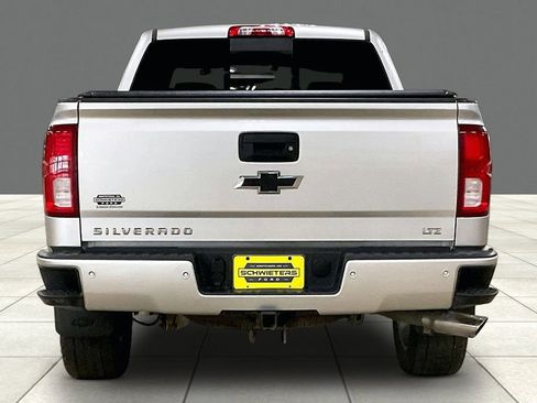 Used 2018 Chevrolet Silverado 1500 LTZ Z71 w/ LTZ Plus Package AWD/4WD image 4
