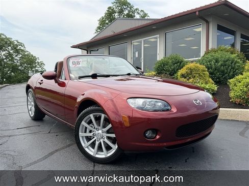 Used 2008 MAZDA MX-5 Miata Grand Touring RWD image 1
