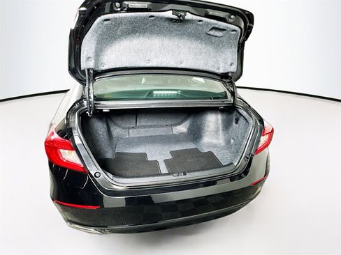 Used 2020 Honda Accord Sport image 21