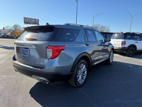 Certified 2024 Ford Explorer Limited AWD/4WD image 8