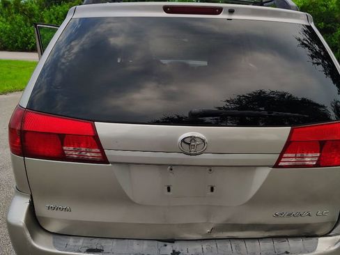 Used 2005 Toyota Sienna LE image 44