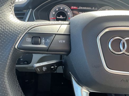 Certified 2024 Audi Q5 2.0T Premium Plus w/ Premium Plus Package image 19