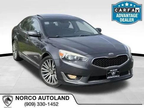 Used 2014 Kia Cadenza Premium w/ Technology Package FWD image 1