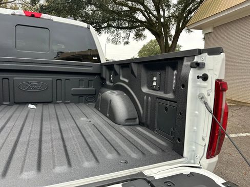 New 2025 Ford F150 Platinum w/ Equipment Group 702A High image 52