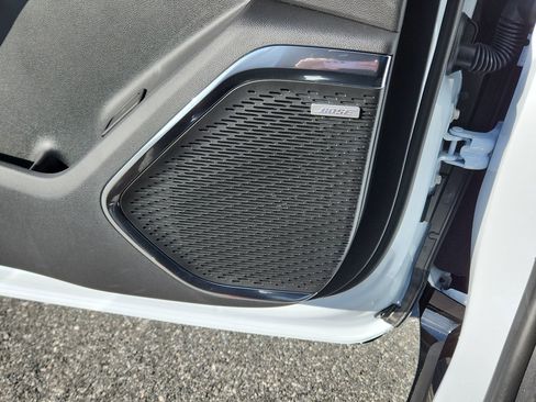 New 2026 Chevrolet Traverse RS image 18