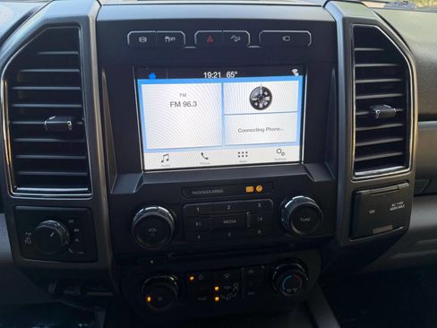 Used 2018 Ford F350 XLT w/ XLT Premium Package AWD/4WD image 25